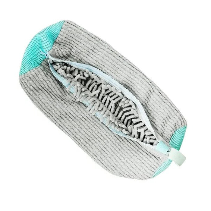 Reusable Shoe Laundry Cleaning Bag - Zippered Wash Bag for Washing Machines, Perfect Sneaker &amp; Tennis Shoe Cleaner Kit for Dirt-Free Shine